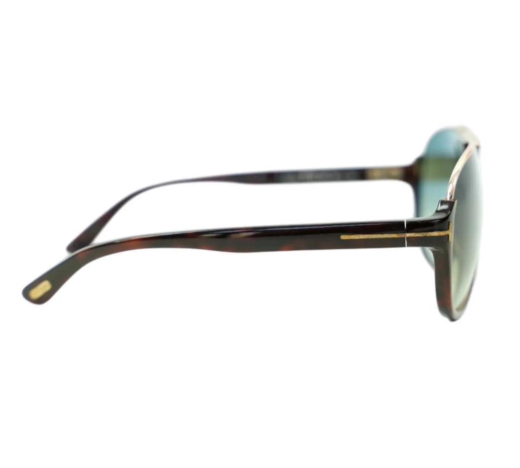 minimal Tom Ford aviator sunglasses with clean frame design and tinted lenses