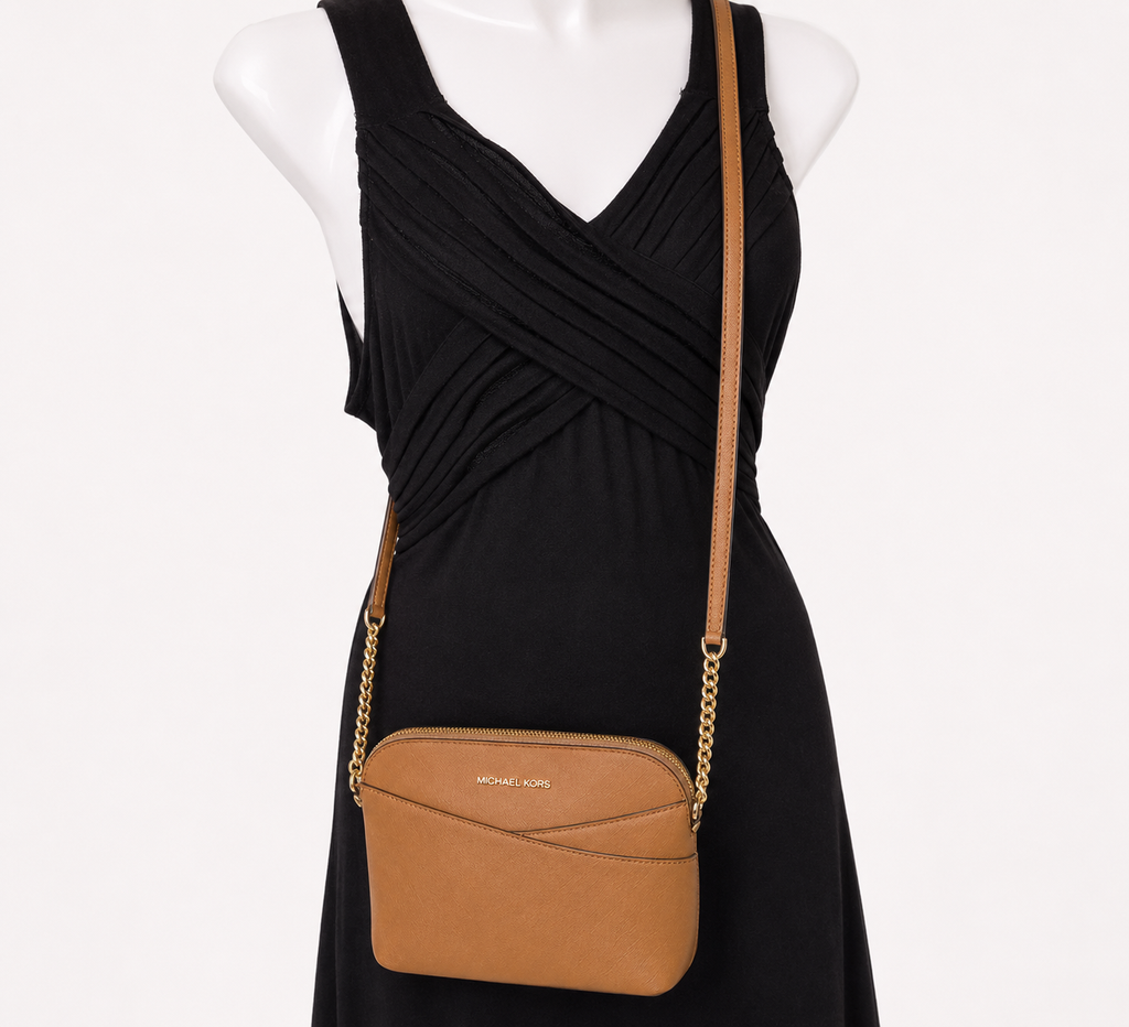 Jet Set Travel Medium Dome Crossbody Bag