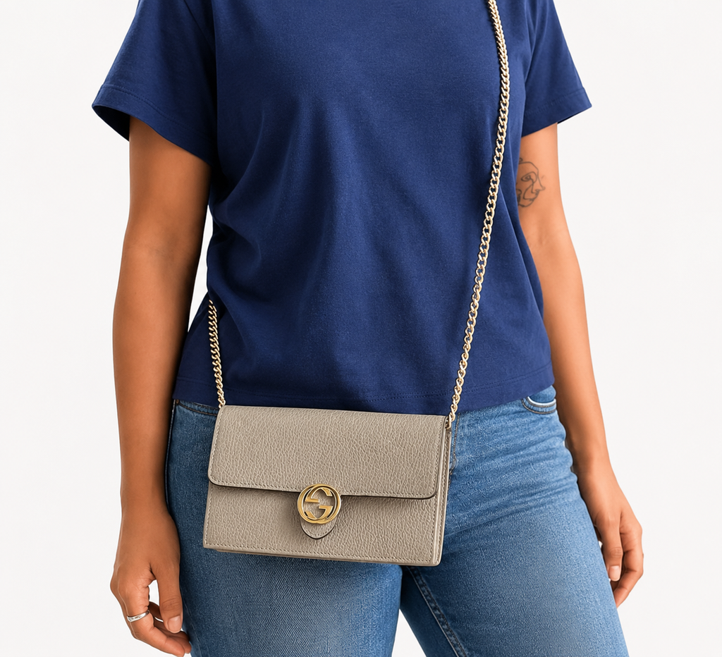 Grey Interlocking G Wallet On Chain