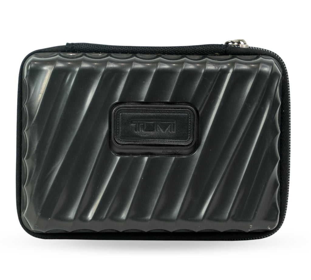 Hardside Amenity Case