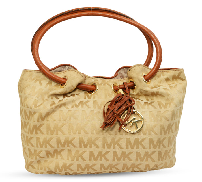 Jet Set Medium Gathered Signature Tote