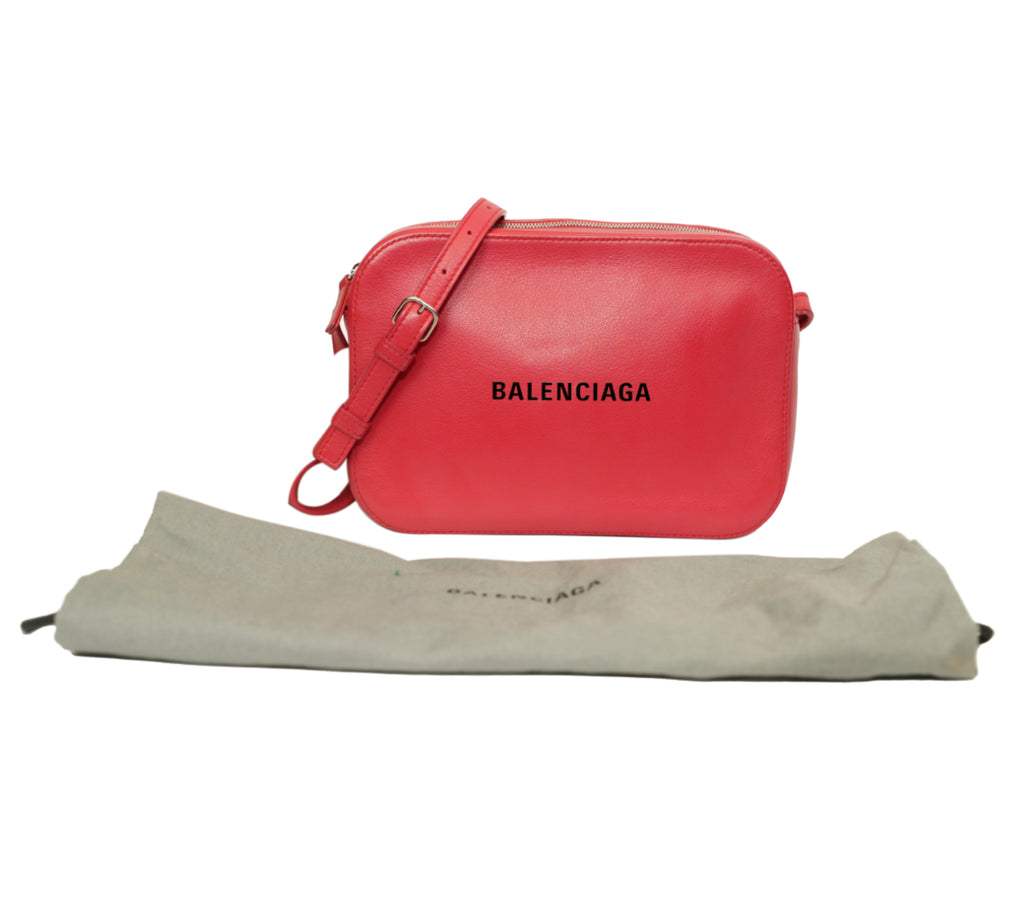 Vibrant Pink Everyday Camera Bag