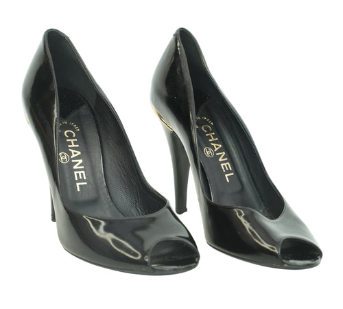 Black Patent Leather Peep-Toe Pump Size 40 – Eur