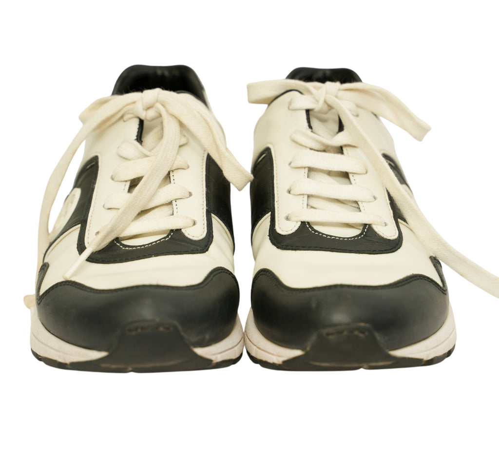 Calfskin Interlocking G Runner Sneaker Size 36 - EUR