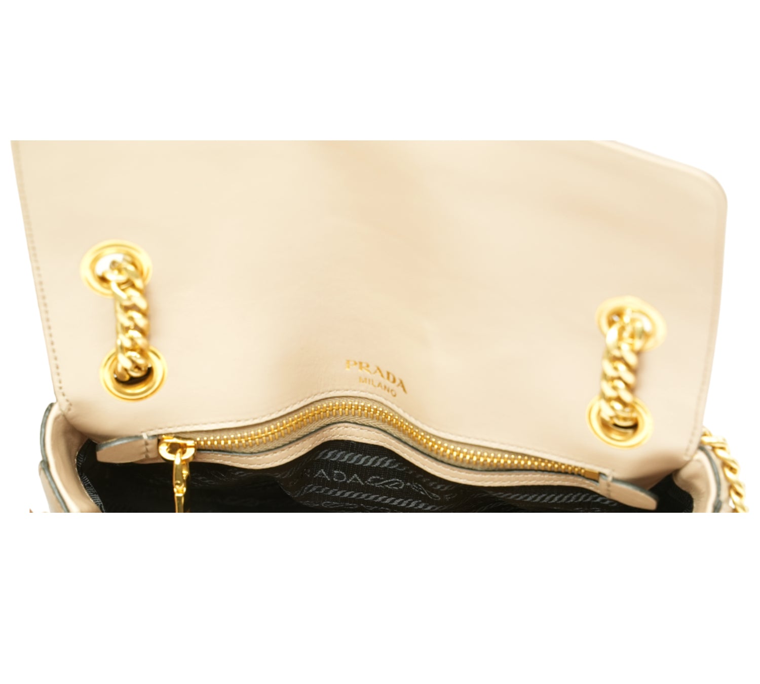 Cammeo Saffiano Leather Pattina Flap Chain Shoulder Bag