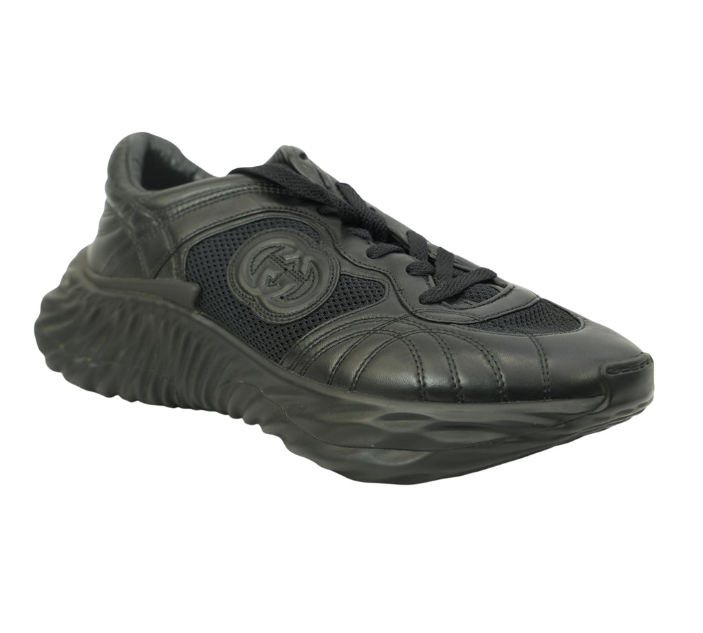 Black Interlocking G Low-Top Ripple Sneakers Size - 8