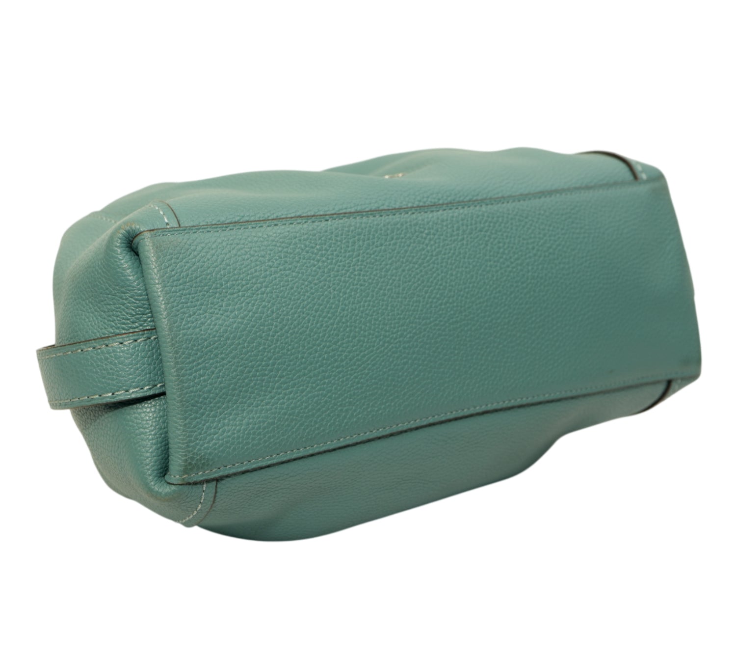 Edie 28 Pebble Leather Shoulder Bag