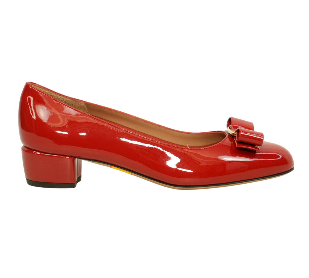 Glossy Red Vara Bow Patent Leather Pump Size - 6 D