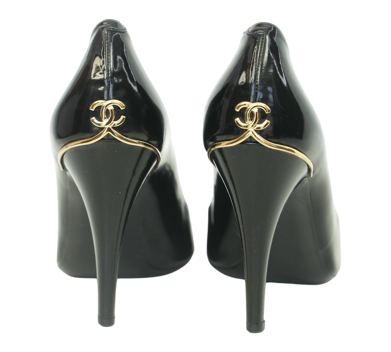 Black Patent Leather Peep-Toe Pump Size 40 – Eur
