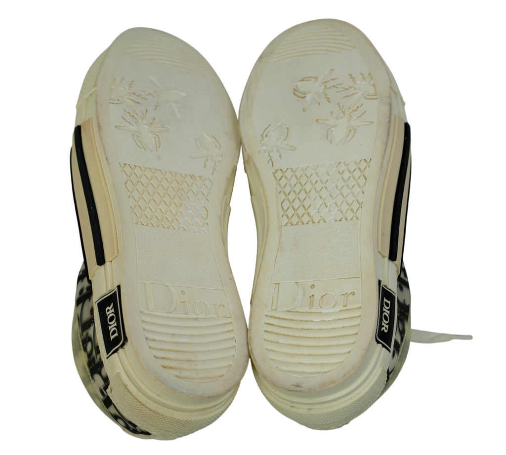 Oblique Canvas Low-Top Sneaker Size 42 - Eur