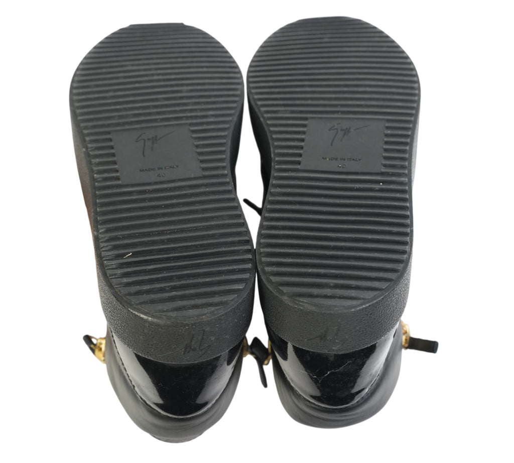 Black Kriss Mid-Top Sneaker Size 40 - Eur