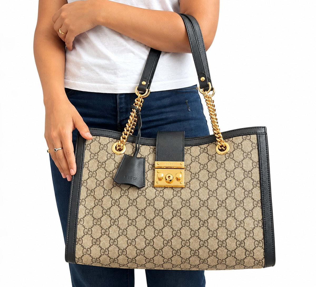 Gucci   Padlock Medium GG Supreme Tote Bag