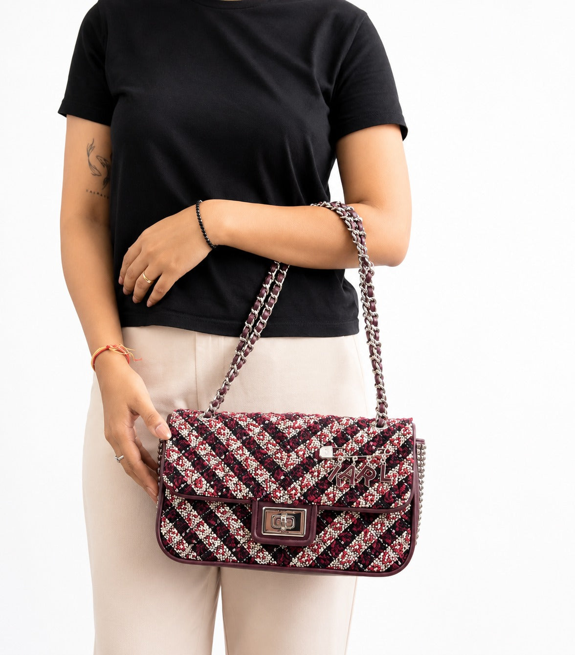  Karl Lagerfeld Paris Agyness Medium Shoulder Bag