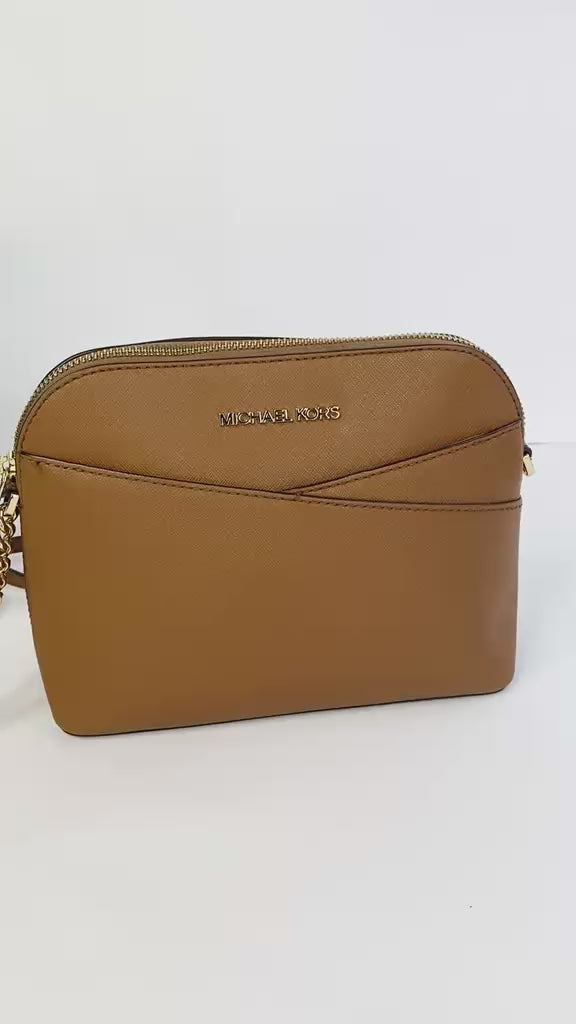 Jet Set Travel Medium Dome Crossbody Bag